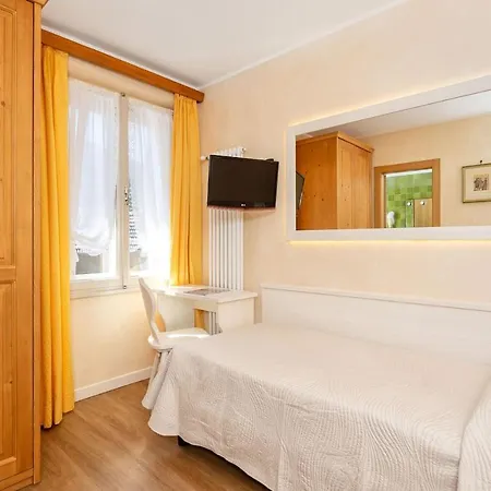 Hotel Pontechiesa Hotell 3*