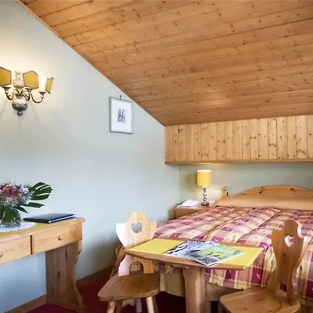 Hotell Hotel Pontechiesa