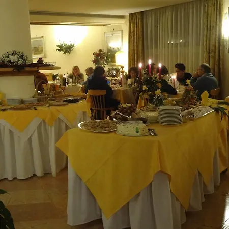 Hotel Pontechiesa 3*